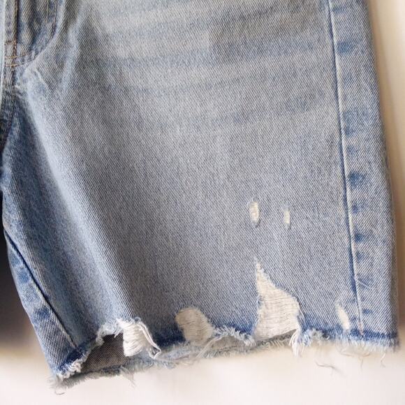 Zara 10 High Rise Denim Shorts with Belt Belted Light Wash Mom Jean Cuttoffs - Picture 3 of 11